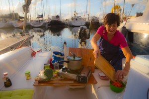 Varianta 18 Bordküche, Curryzubereitung